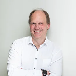 Portrait von Prof. Tiller
